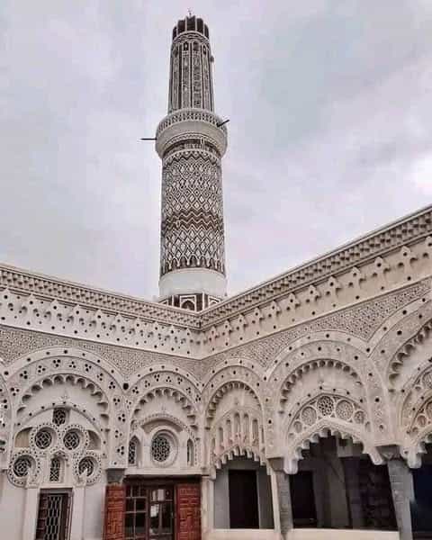 جامع الروضة.. معلم ديني وتاريخي يحتضن عبق الماضي وروح الإيمان - صورة إضافية 3